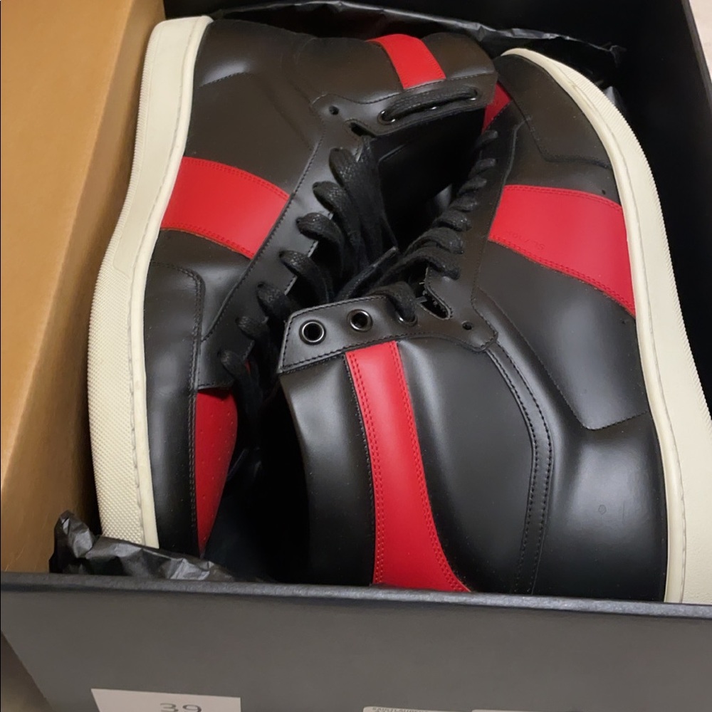YSL sneaker . Not a Jordan bred 1